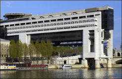 Sécurité sociale : Bercy dément vouloir instaurer une taxe patronale de 5 % 