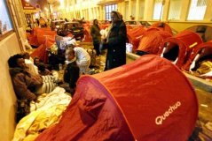 Paris : Le campement de mal-logés évacué dans la nuit